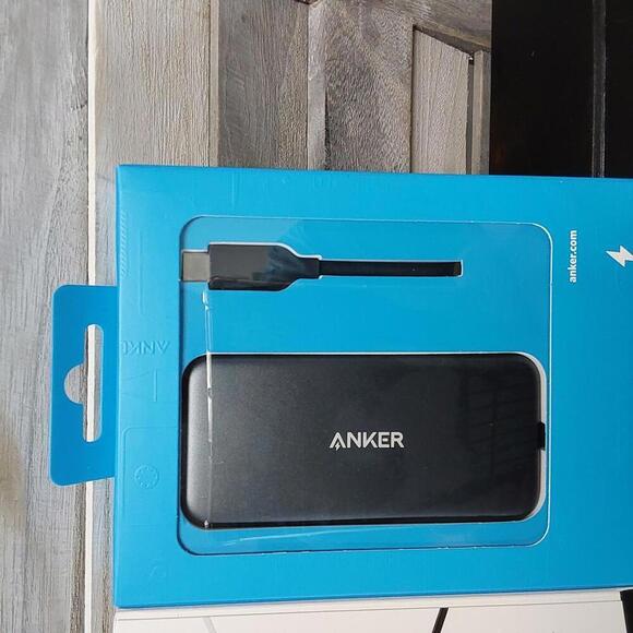 USB C Hub, 4-in-1 USB-C, with 60W PD, 3 USB-A, 1 USB-C | Anker - Picture 10 of 10